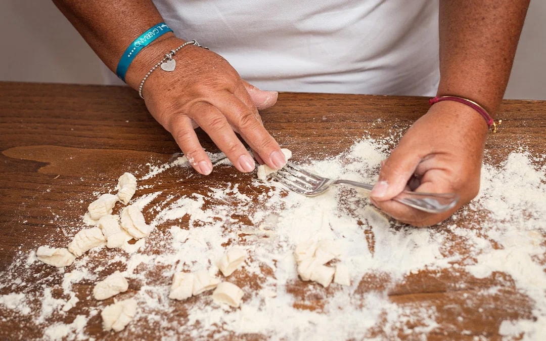Private cooking class in Milan Image 3