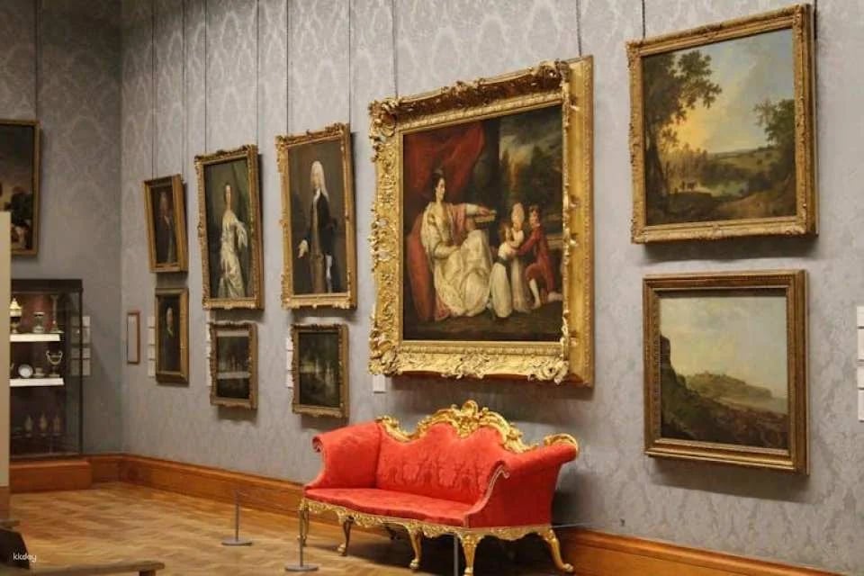 Private day tour of Cardiff with St Fagans Museum, Cardiff Castle and Cardiff Bay