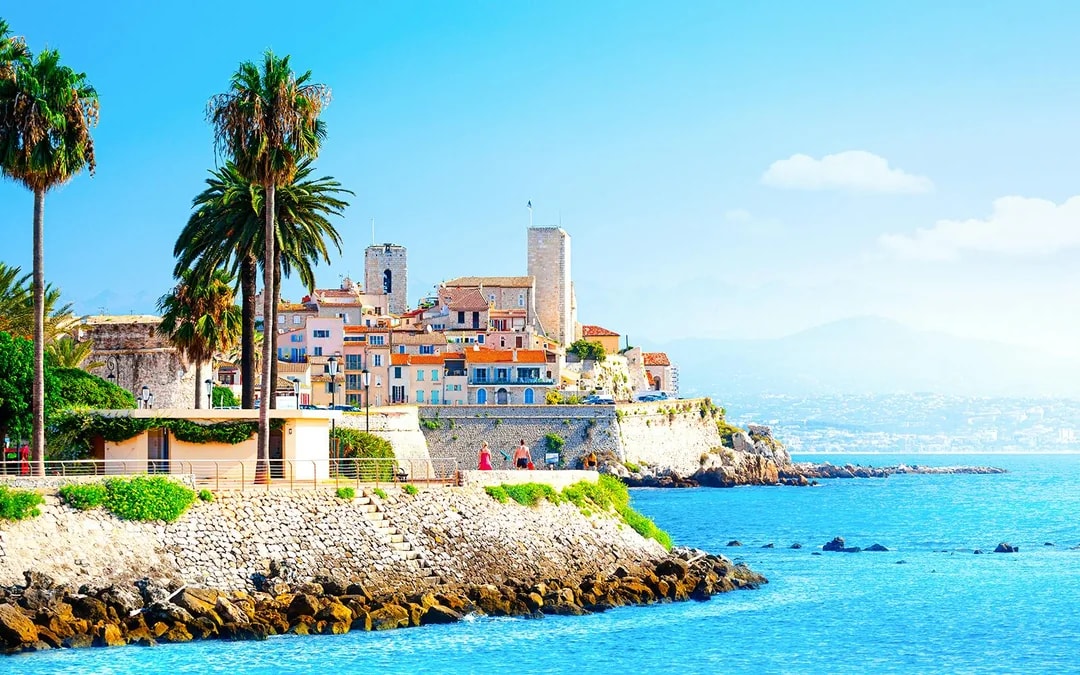 Private Day Trip to Monaco, Cannes and the French Riviera Hilltop Villages Image 11