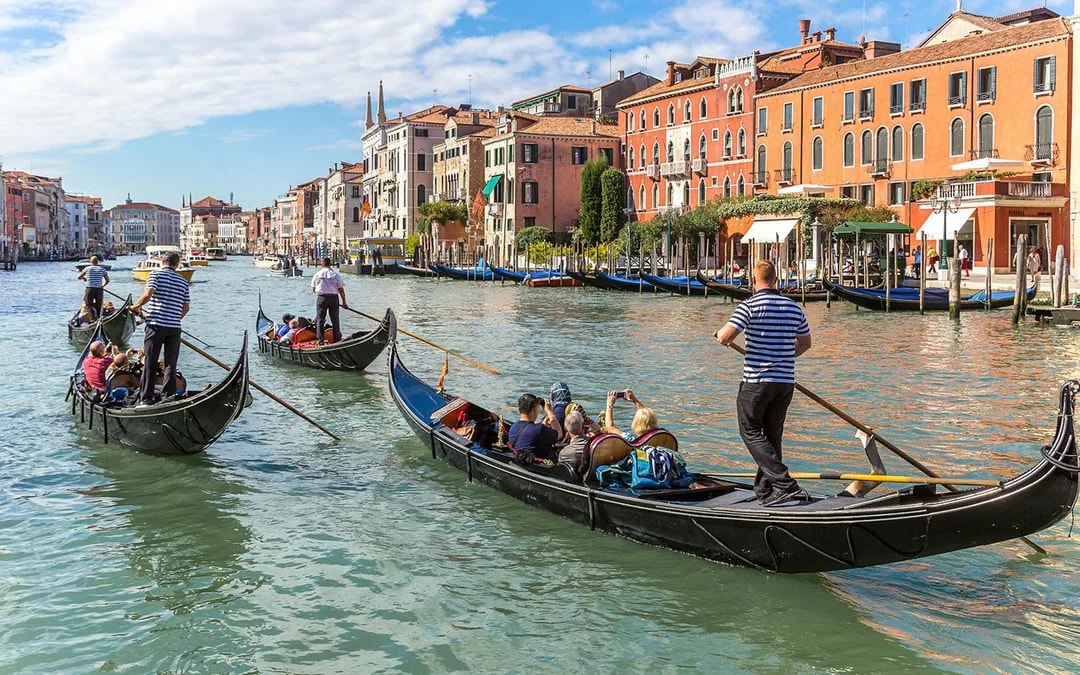 Venice Grand Canal Private Gondola Ride Image 5