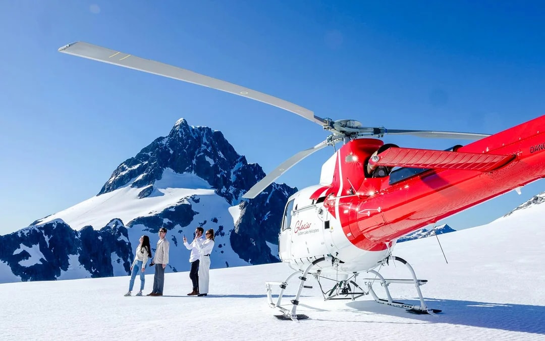 From Queenstown: 1.5 to 2-Hour Milford Sound Helicopter Tour Image 3