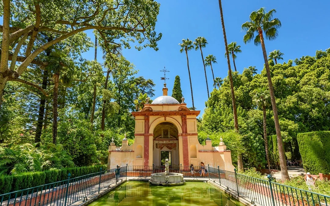 Real Alcázar Skip-the-Line Tickets with Free Seville Walking Tour Image 10