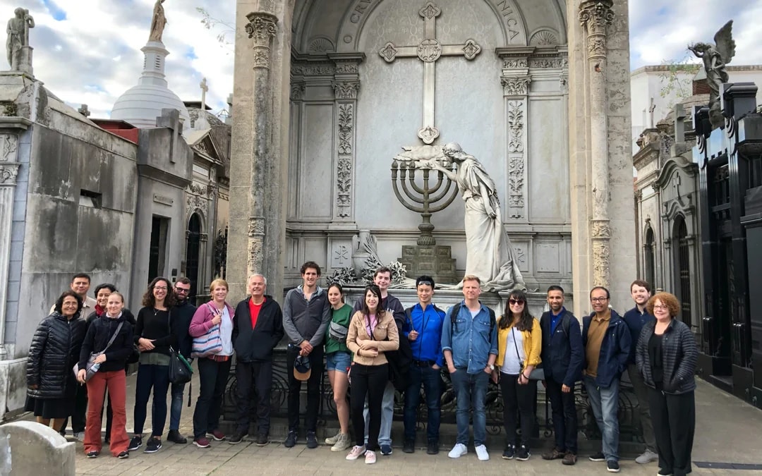 Recoleta Cemetery Tour Image 8