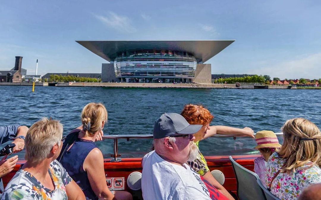 RED Sightseeing: Copenhagen Hop-on Hop-off Bus Tour  Image 5