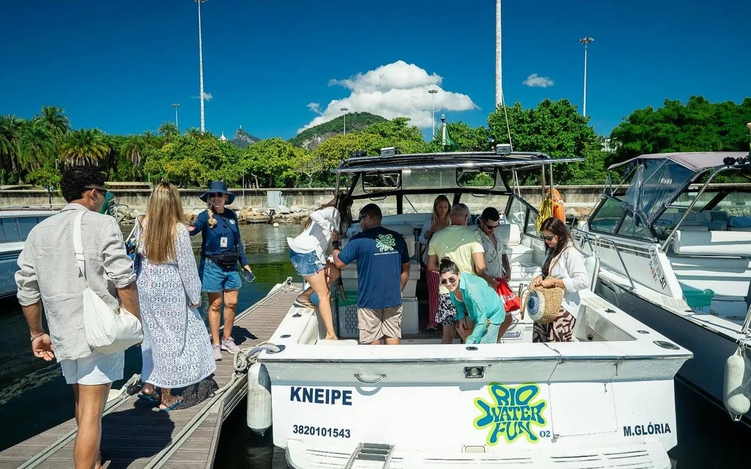 Rio de Janeiro Sunset Speedboat Tour in Guanabara Bay with Drinks & Swim Stop Image 10