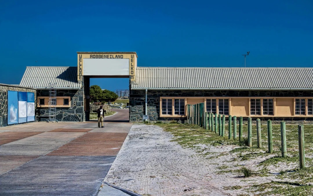 Robben Island & Table Mountain Full-Day Tour with Cable Car and Transfers Image 6