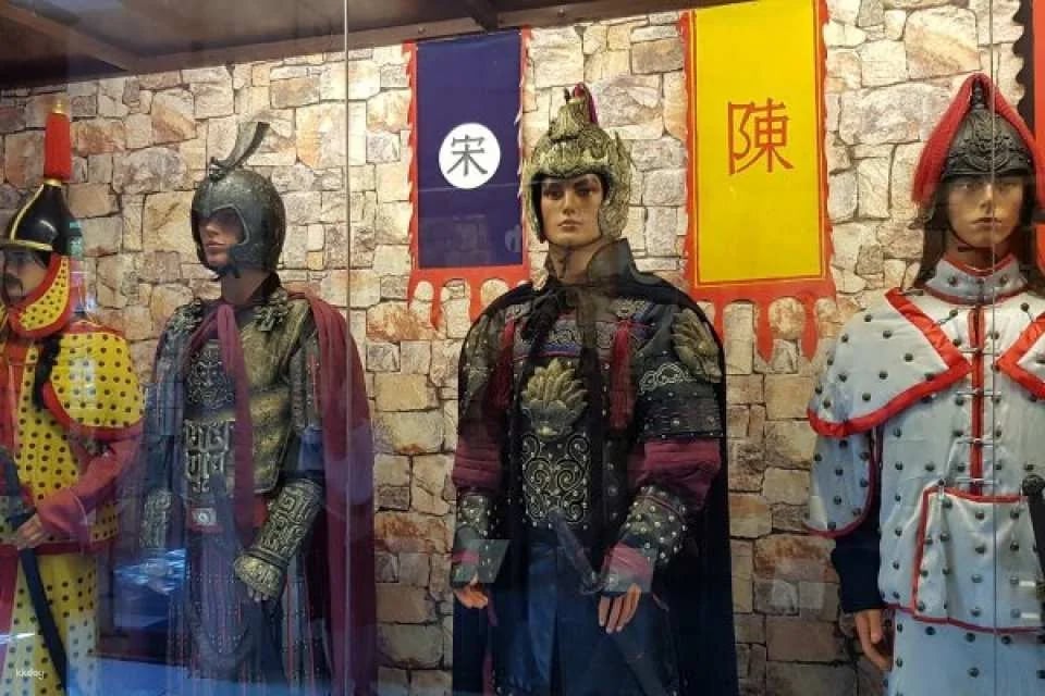 Robert Taylor Museum of Ancient Weapons Admission Ticket | Vũng Tàu
