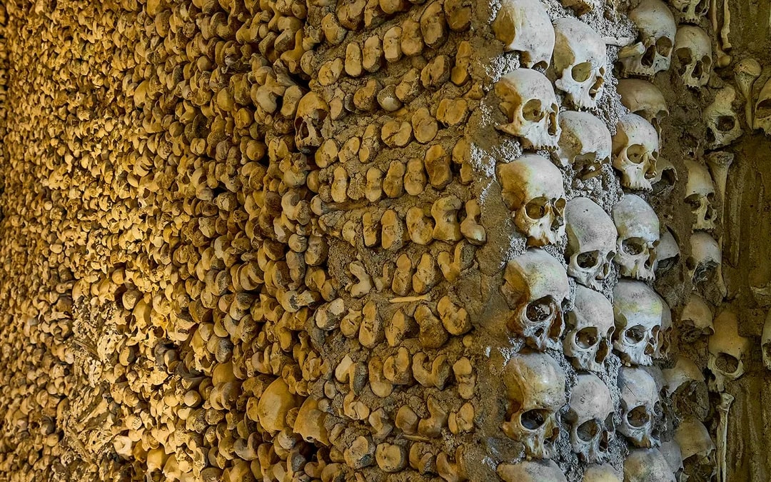 Roman Catacombs Guided Tour with Transfers Image 7