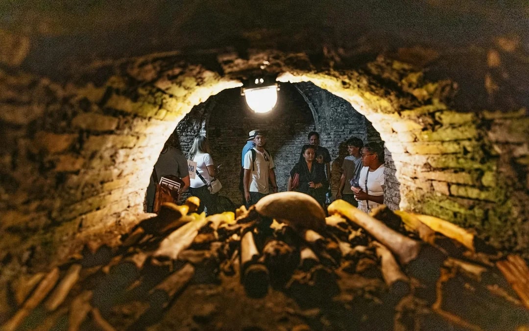 Roman Catacombs Guided Tour with Transfers Image 1