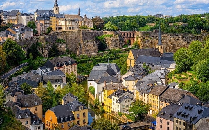 Romantic Luxembourg: Self-Guided City Exploration Game Image 3