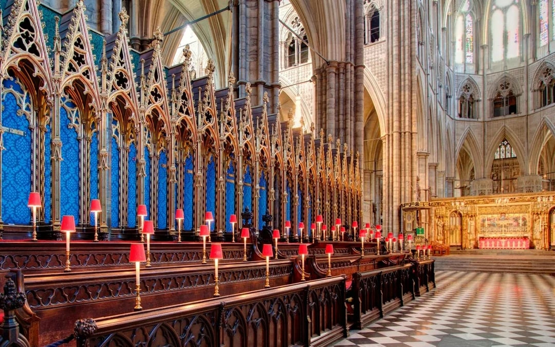 Guided Bus Tour of Royal London & Westminster Abbey Visit with Afternoon Tea Image 8