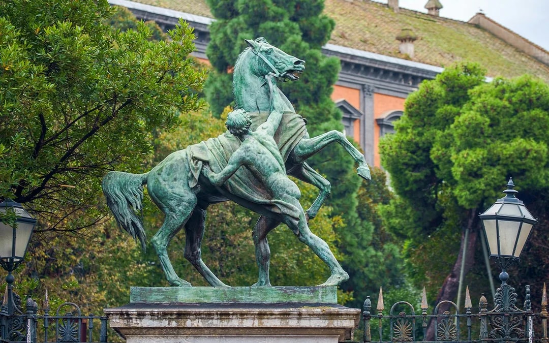 Royal Palace of Naples Skip-the-Line Tickets with Digital Audio Guide Image 9