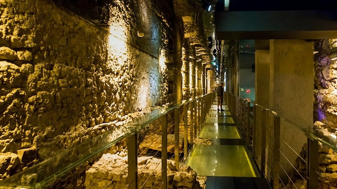 Rynek Underground Museum Skip-the-Line Tickets with Optional Guided Tour