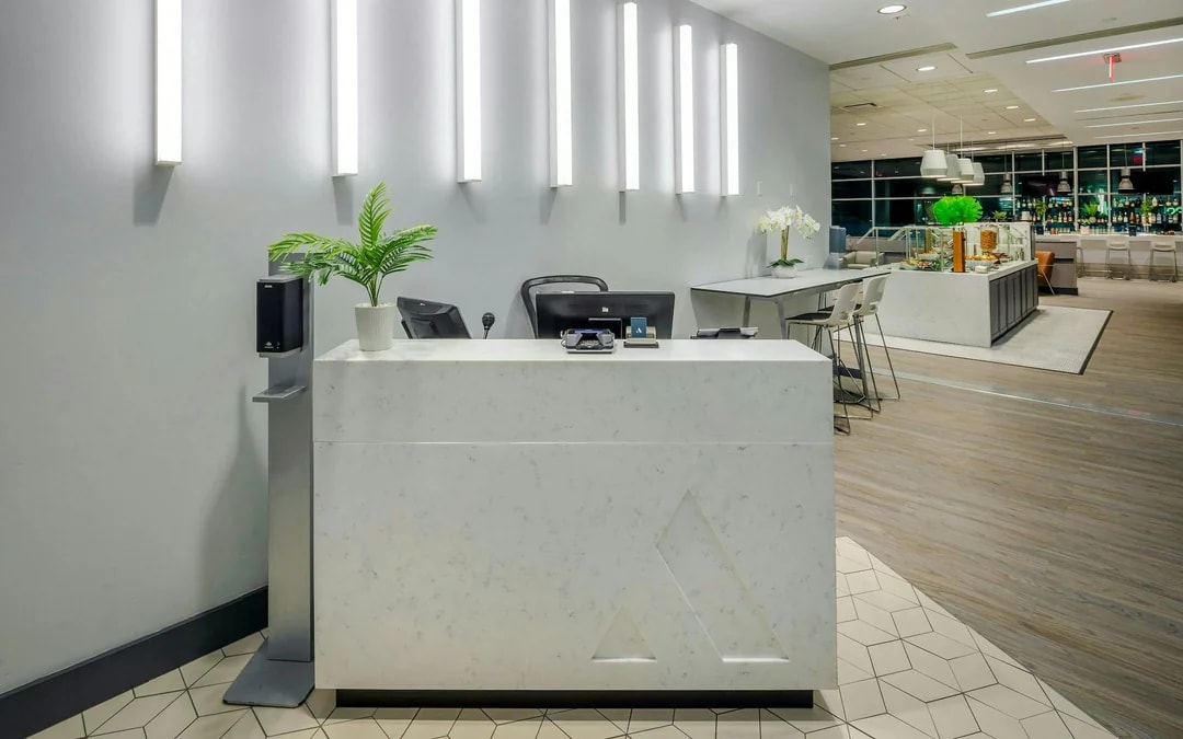 San Diego International Airport: Aspire Lounge at Terminal 2 Image 4