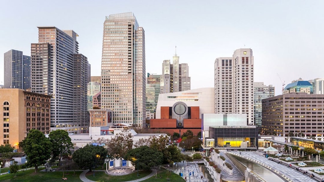 San Francisco Museum of Modern Art with city skyline in the background.