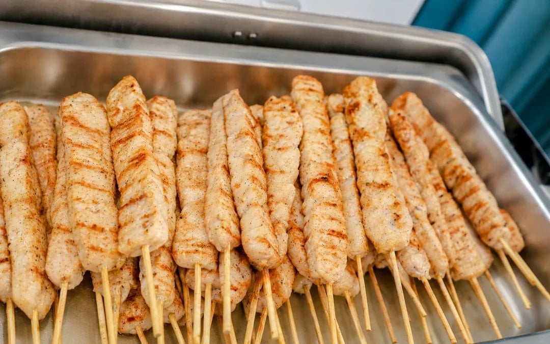 Santorini Greek Night Show with Buffet Dinner and Unlimited Drinks at Dimitris Restaurant