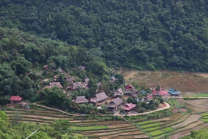 Sapa 2 Days By Bus - Fansipan Trekking Tour