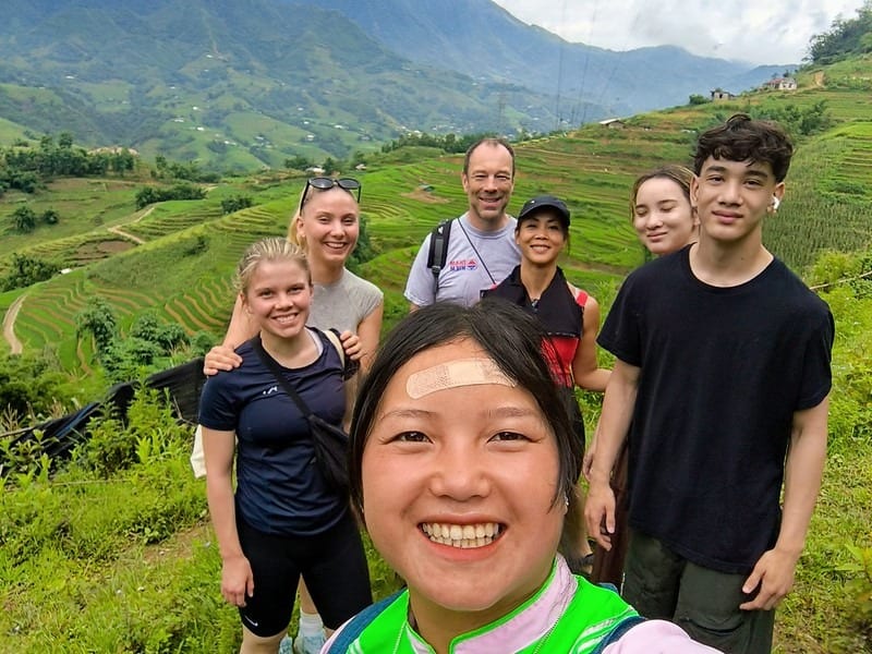 Sapa 2 Days By Bus - Fansipan Trekking Tour