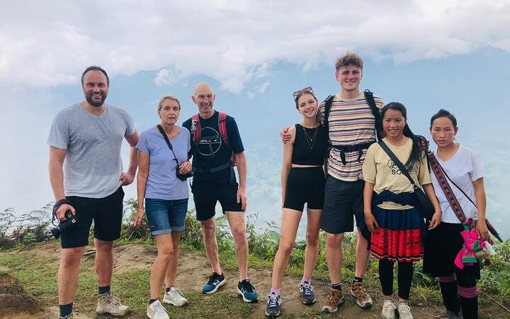 Sapa Guided Trekking Tour of Ta Phin Village and Red Dao Community with Lunch and Return Transport Image 9