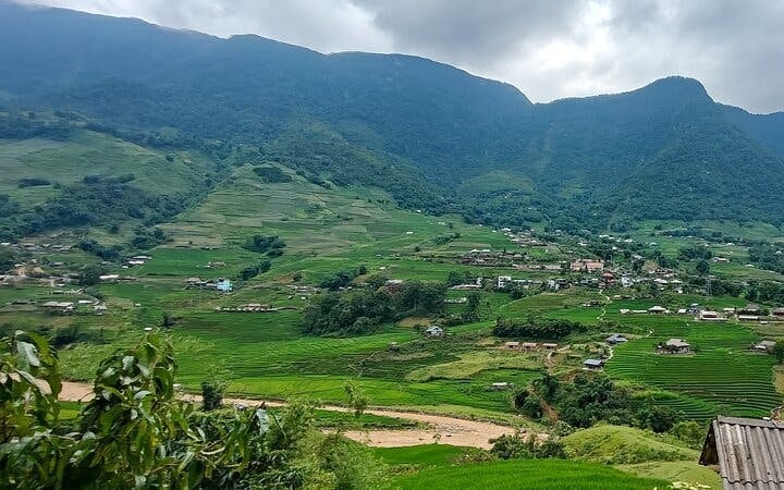 Sapa Muong Hoa Valley Guided Trek to Ethnic Minority Villages and Bamboo Forest with Lunch and Entrance Tickets Image 8