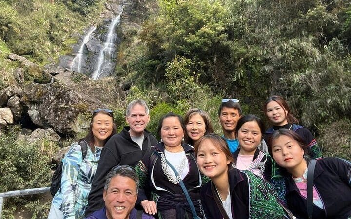 Sapa Private Car Tour to Lonely Tree, Heaven's Gate, and Glass Bridge with Admission Fees and Hotel Pickup Image 4