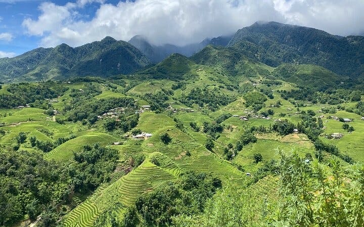 Sapa Private Sunset Valley Drive and Farm-to-Table Dinner in Giay Stilt House Image 5