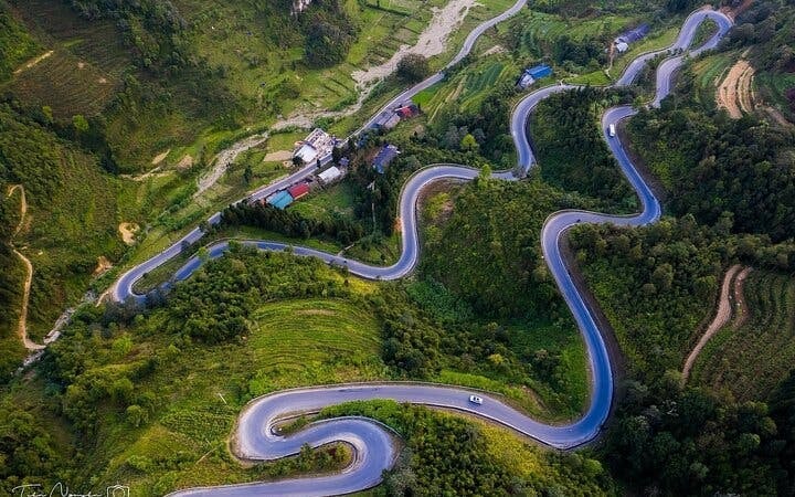 Sapa to Ha Giang Guided Motorbike Tour Including Ethnic Villages, Mountain Passes, Meals, and Accommodation Image 2