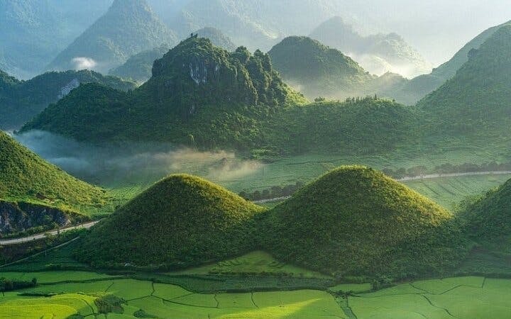 Sapa to Ha Giang Guided Motorbike Tour Including Ethnic Villages, Mountain Passes, Meals, and Accommodation Image 3