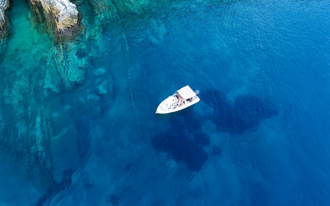 Sarandë: Ionian Coast Hidden Beaches and Caves Boat Tour Image 6