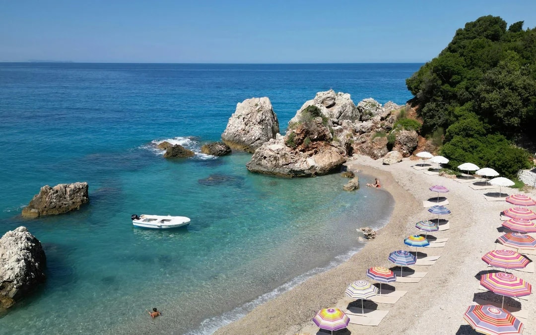 Sarandë: Ionian Coast Hidden Beaches and Caves Boat Tour Image 8