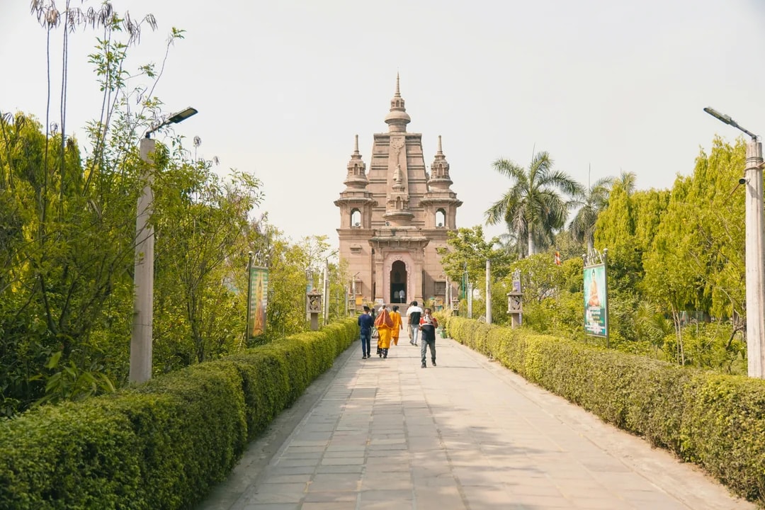 Sarnath Buddhist Temple: Fast Track Ticket + Audio Guide