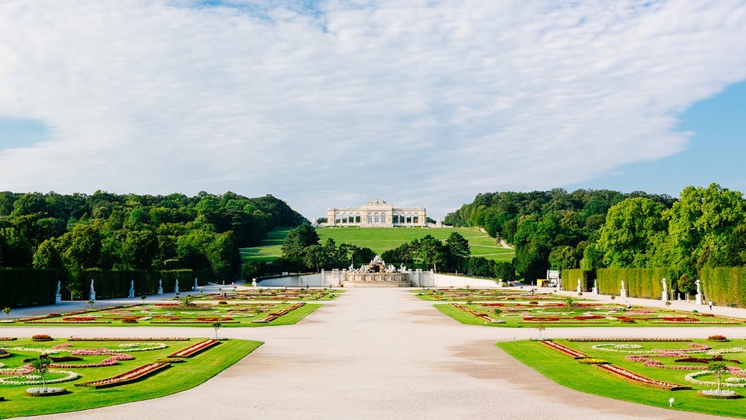 Gardens of the Schönbrunn Palace with the Gloriette in the background, Vienna.