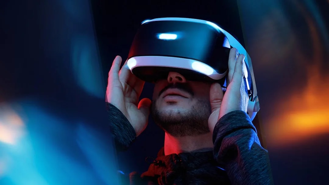 VR headset user experiencing Sea Life London virtual tour.