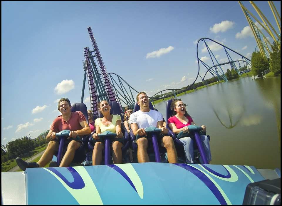 SeaWorld Orlando, Aquatica Orlando, Busch Gardens Tampa Bay & Adventure Island Tampa Bay Tickets | All-Day Dining Deal