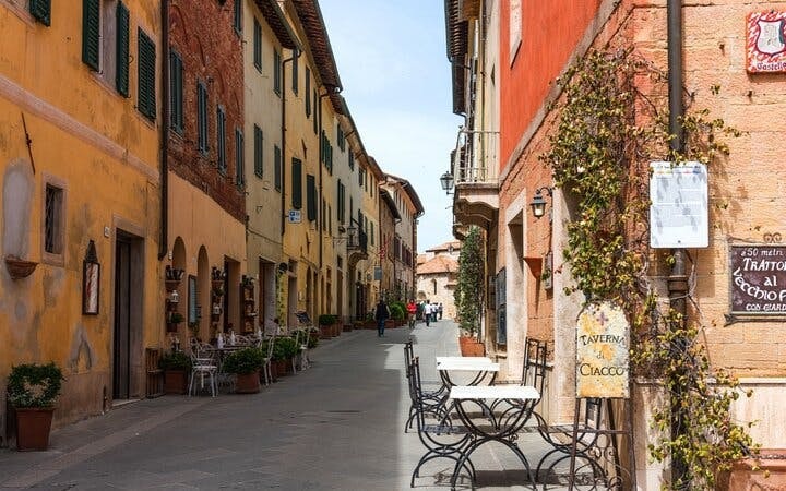 Secrets of Siena: Self-Guided City Exploration Game Image 5