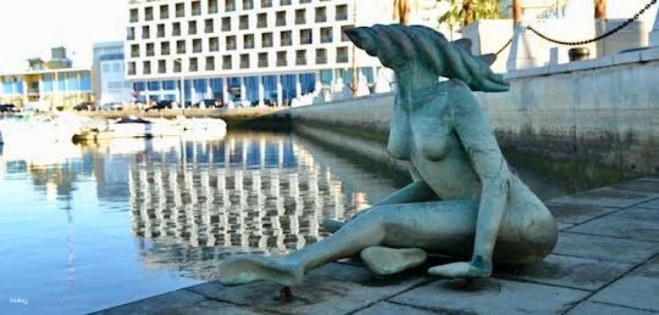 Self-guided Discovery Walk Faro's statues, ships and sanctuaries