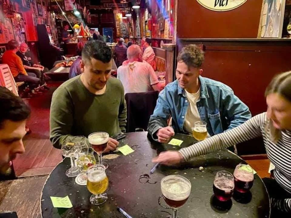 Self-guided interactive pub trail in Leeuwarden with online app