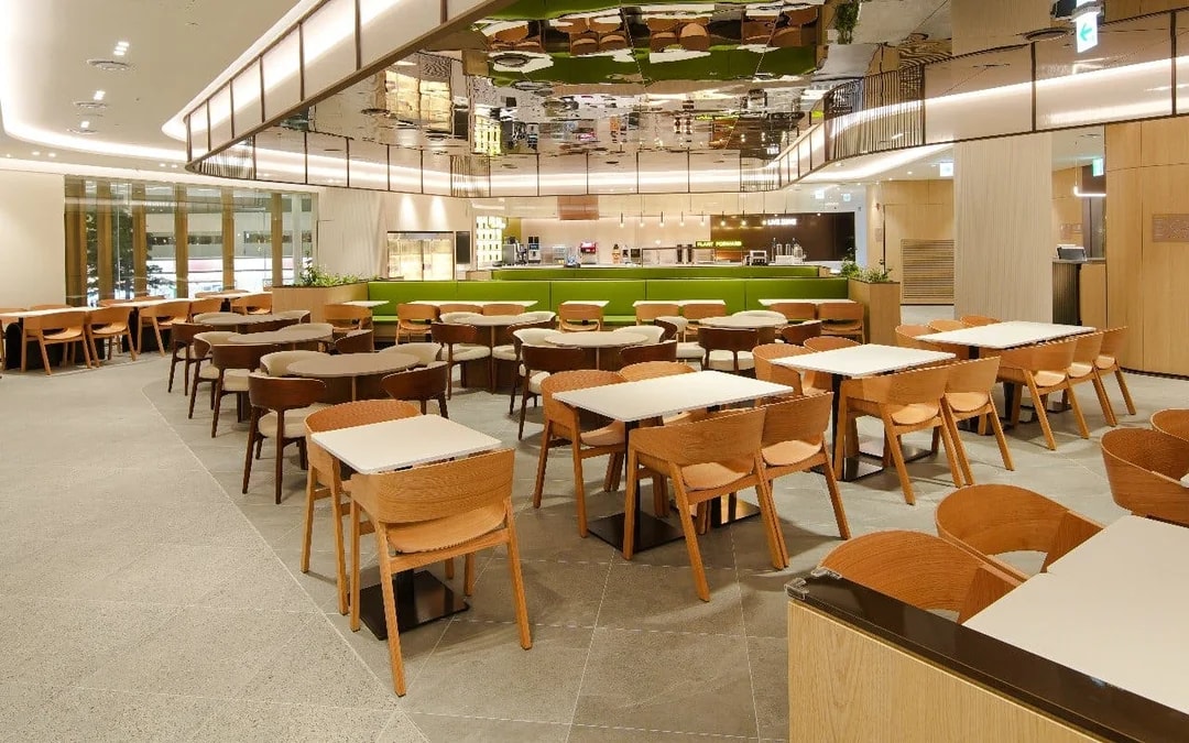 Seoul Incheon International Airport: SkyHub Lounge West at Terminal 2 Image 6