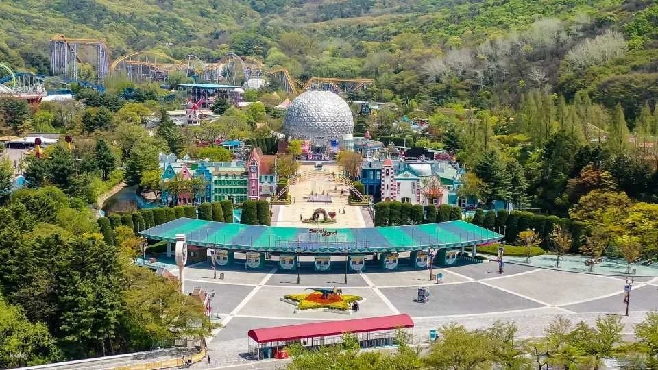 Seoul, South Korea|Seoul Land, Seoul Zoo, Sky Lift Ticket Package