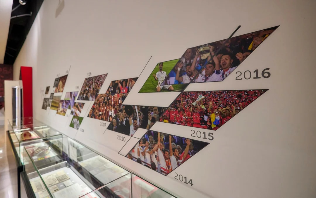 Sevilla FC: Ramón Sánchez-Pizjuán Stadium Tour with Audio Guide and Pitch Access Image 7