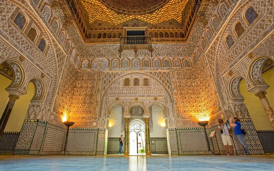 Alcázar of Seville + Seville Cathedral + La Giralda Skip-the-Line Guided Tour Image 9