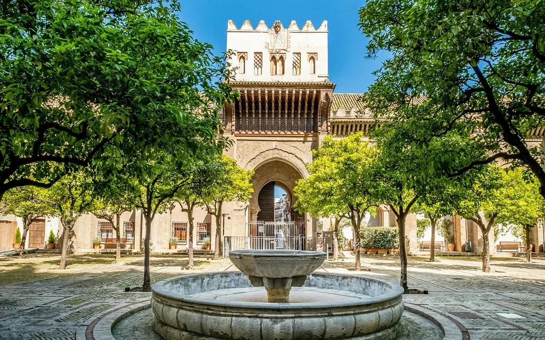 Seville Cathedral & La Giralda Priority Access Guided Tour  Image 2