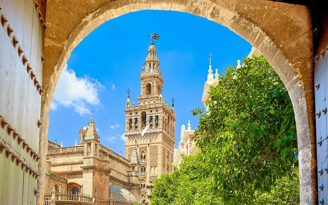 Seville Cathedral & La Giralda Skip-the-Line Tickets Image 9
