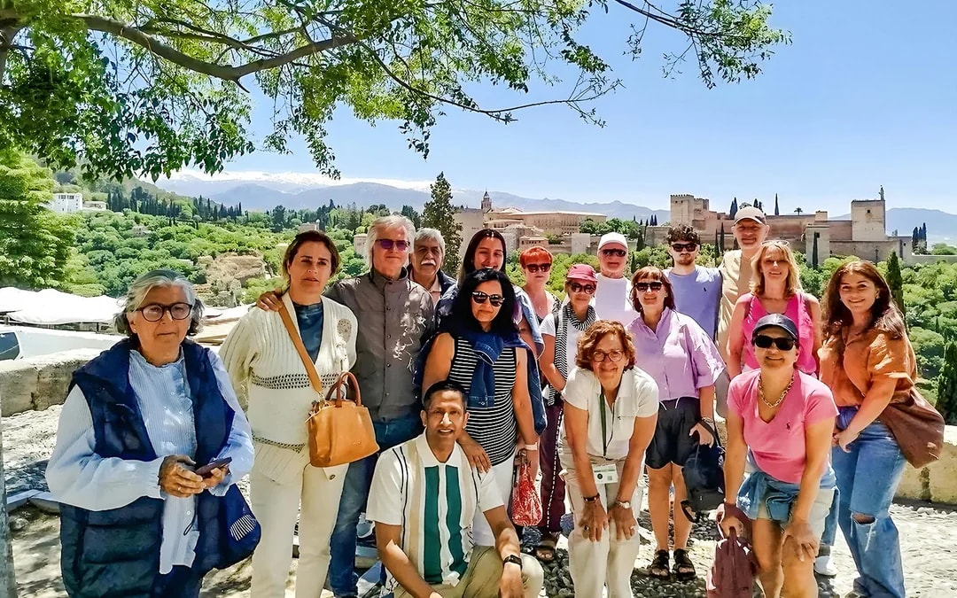 Day trips to Alhambra Image 10