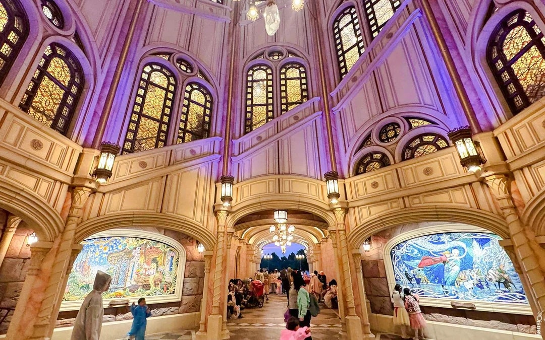 Shanghai Disneyland 1-Day Ticket with Premier Access (8 Attractions) Image 9