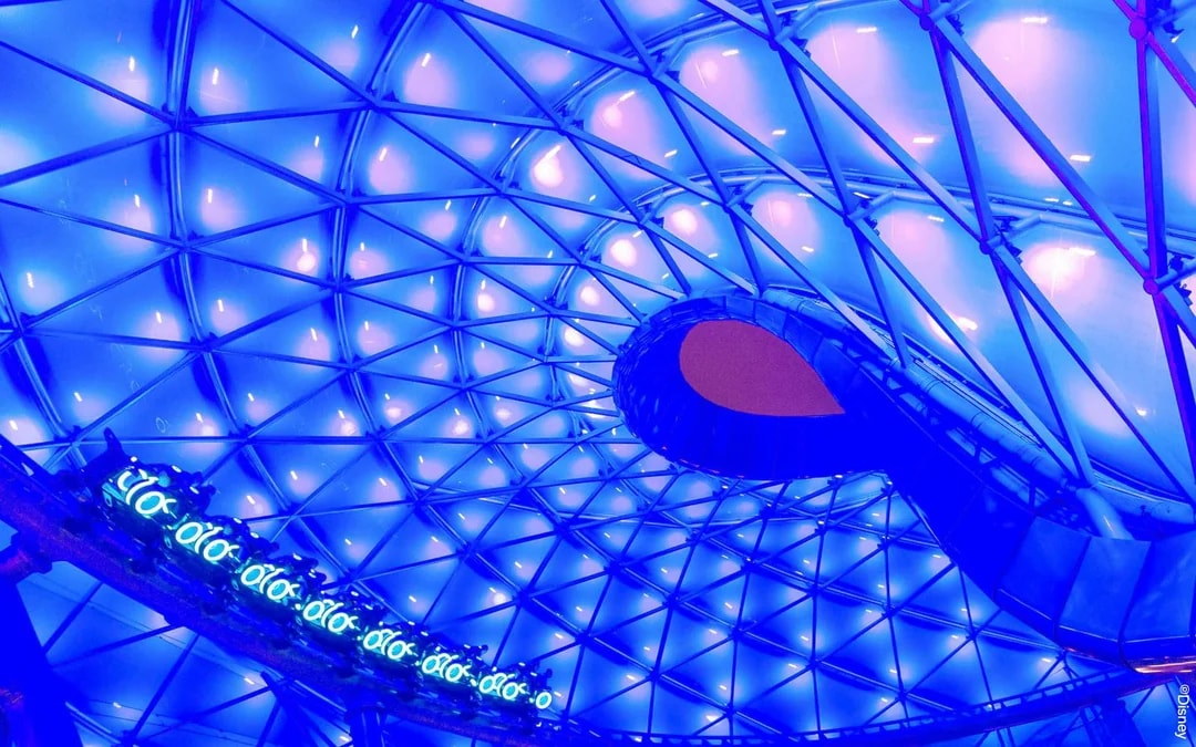 Shanghai Disneyland 1-Day Ticket With Premier Access (6 Attractions) Image 2