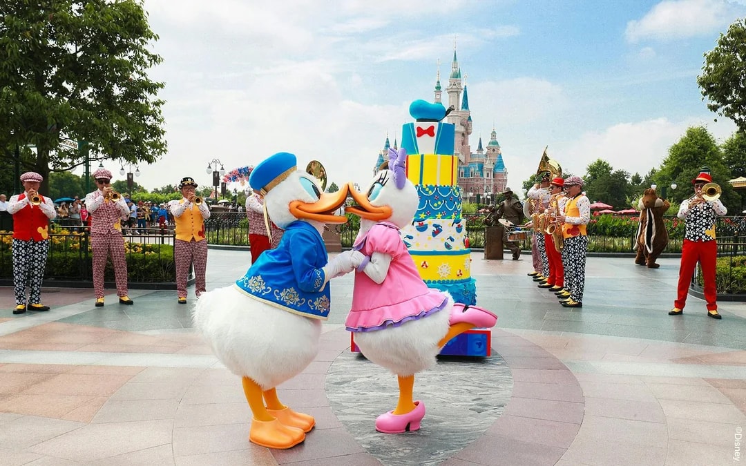Shanghai Disneyland 1-Day Ticket With Premier Access to Zootopia & Winnie the Pooh Image 12
