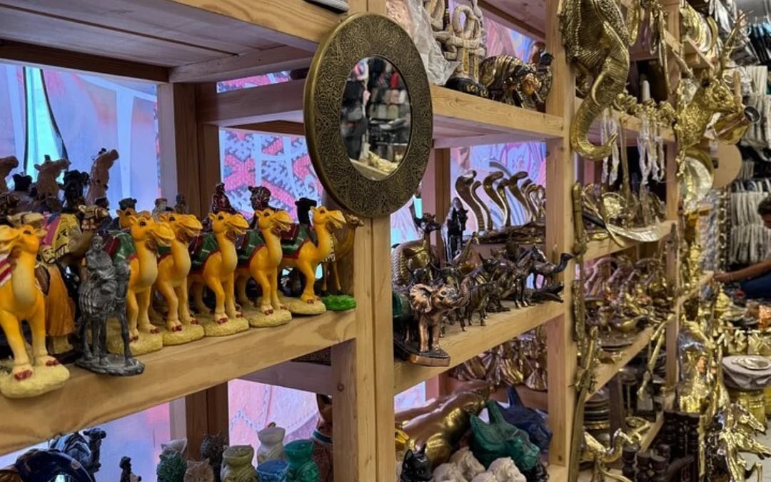 Shopping Trip By Private Car & Private Guide - hurghada Image 3