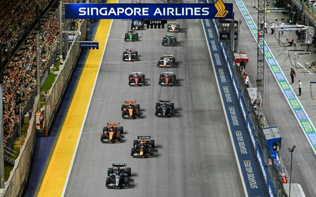 F1 Singapore Grand Prix 2026: 3-Day Grandstand Passes - All Zone Access Image 1