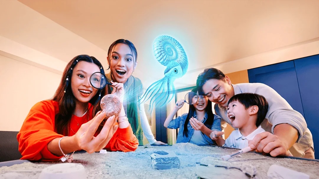 Visitors exploring fossils at a shop in the Singapore Oceanarium.